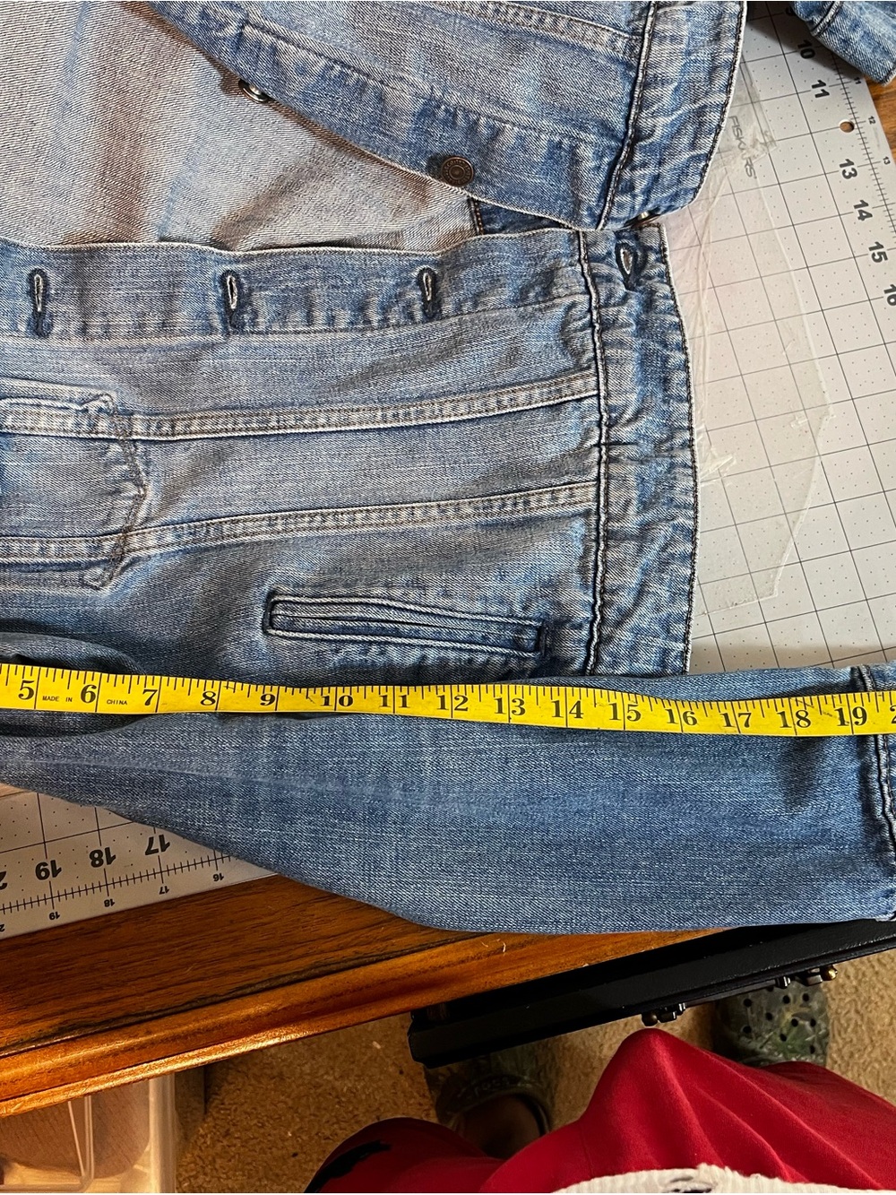 Levi's Light Blue Denim Jacket with Tan Leather Patch - Picture 5 of 5